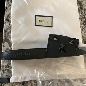 NWT Gucci Slides sz 38 *not auth*